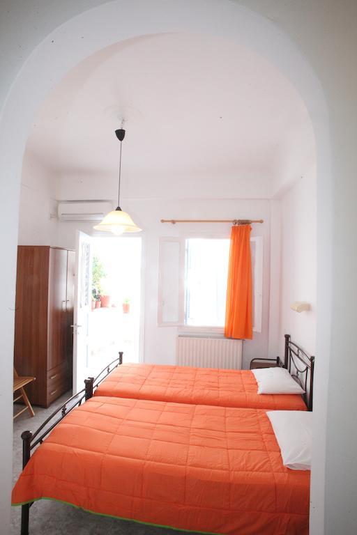 Afroditi Syros Ermupoli Pokoj fotografie